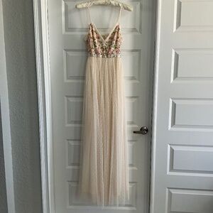 NEEDLE & THREAD DRESS - SIZE 2US - CREME